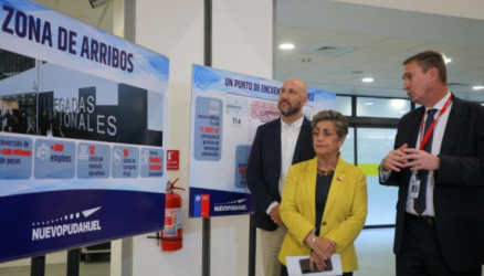 MOP y Aeropuerto de Santiago inauguran nueva zona de arribos nacionales en medio de la ampliación del Terminal 1