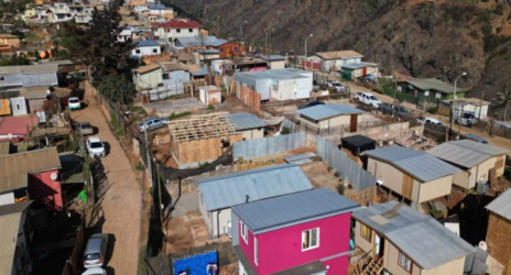 RECONSTRUCCIÓN: VIVIENDAS SOCIALES EN MADERA CON CALIDAD DE CASAS DE UN MILLÓN DE DÓLARES