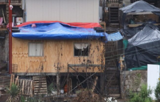 «No cumplieron con los estándares técnicos»: Ripamonti por viviendas transitorias de damnificados