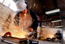 Mercado reduce proyección de crecimiento económico para 2024 y eleva estimación inflacionaria