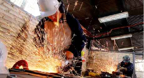 Mercado reduce proyección de crecimiento económico para 2024 y eleva estimación inflacionaria