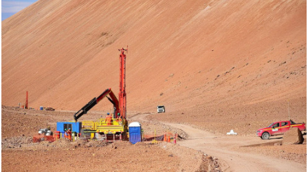 Rio2 asegura financiamiento para la construcción de proyecto Fenix Gold en la Región de Atacama