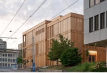 El salón de madera emergente: el desmontaje es el futuro del diseño