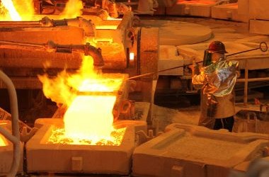 Cobre celebra datos de actividad china y registra mayor alza en siete semanas