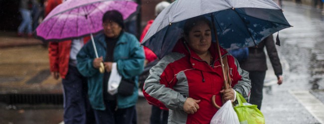 Lluvias se intensificarán el domingo en la Región Metropolitana