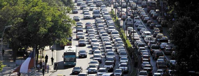 Luz verde a la restricción vehicular de catalíticos para disminuir la congestión
