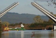 Acusan utilización de acero falsificado en construcción de Puente Cau Cau