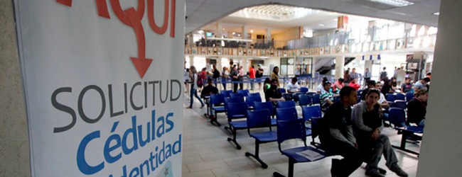 Funcionarios del Registro Civil podrían iniciar paro indefinido la próxima semana
