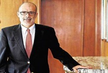 Valdés activa agenda de ajustes tributarios y pide tiempo para reforma laboral