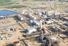 Canadá y Noruega sufren efectos de caída del precio del petróleo