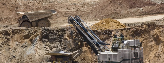 Barrick y cuatro mineras envían al Gobierno solicitudes de suspensión de sus faenas