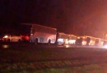 Trabajadores de Codelco bloquean carretera que une Rancagua y El Teniente
