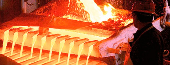 Baja del cobre y alto nivel de endeudamiento encarecen financiamiento externo de Codelco