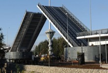 Senador Alfonso de Urresti asegura que existe fraude al fisco en la construcción del puente Cau Cau