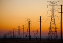 AES Gener y Colbún compiten en licitación para quedarse con contratos eléctricos de Anglo American
