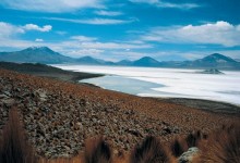 Funcionarios de Corfo inspeccionan pozos del Salar de Atacama