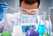 Definen las principales brechas que frenan el despegue de la biomedicina en Chile