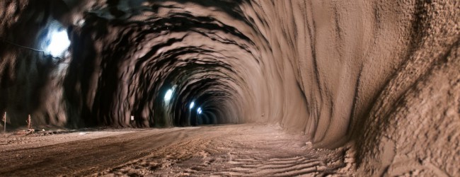 Codelco se abre a recortar producción si empeora escenario de precios y se restringe financiamiento