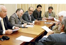 Hacienda ratifica cambios en renta, IVA a construcción y norma antielusión