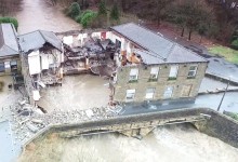 Histórica construcción de 200 años colapsa en Inglaterra