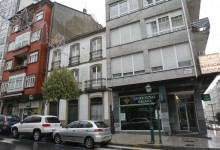 Casas con casi un siglo resisten entre edificios del desarrollismo