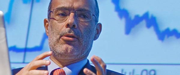 Hacienda adelanta revisión de escenario fiscal 2016 por desplome del precio del cobre