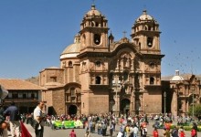 Polémica por construcción de hotel de 7 pisos en centro histórico de Cusco