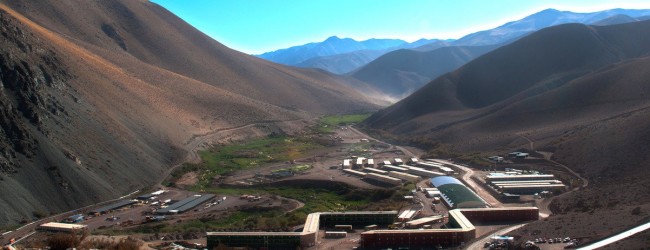 Dueña de Caserones aplica millonario castigo a su inversión en Chile por caída del cobre