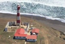 Renuevan histórico faro de 120 años en Cabo Carranza