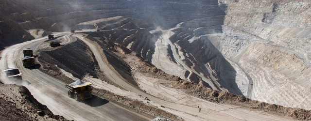 Minería enfrenta nuevo escollo: caída en precio del molibdeno complica reducción de costos