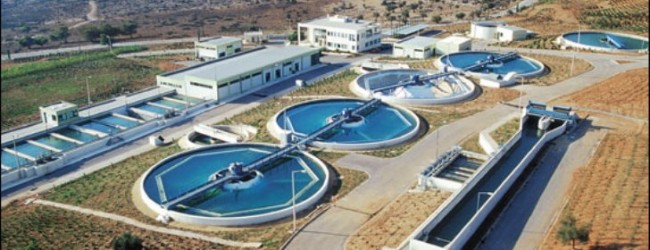 Mineras recortan su inversión en agua: al menos cinco proyectos de desalinización fueron paralizados en cuatro años