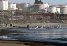Ministro de Medio Ambiente califica como «falla inexcusable» nuevo derrame de petróleo en Quintero