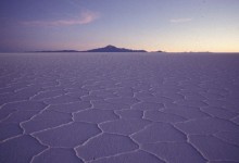 Canadiense adquiere nuevas pertenencias en Salar de Atacama y sale al paso de Rockwood y SQM