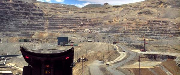 Presentan informes consumo de agua y electricidad en la minería al 2027