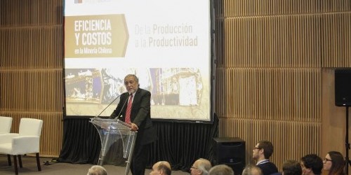 Expertos evalúan productividad minera y medidas para mejorarla