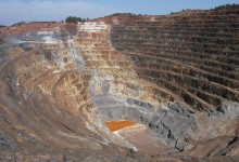 Rio Tinto busca incrementar flujo de efectivo disponible en USD 5.000 millones en próximos cinco años