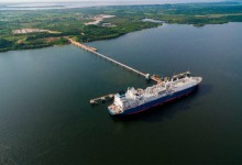 Inauguran primer terminal de regasificación en Colombia