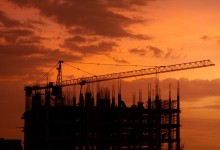 Familia de Jürgen Paulmann compra esquina en Tobalaba para levantar edificio corporativo