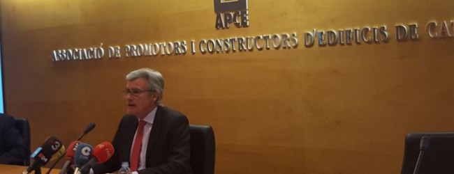 La construcción de vivienda nueva se situó en 8.300 pisos en Catalunya en 2016