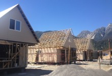 Entregan doce terrenos fiscales para la construcción de viviendas en Chaitén