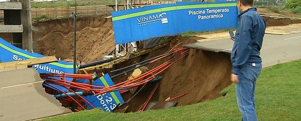 Esval pidió estudio de mecánica de suelo tras socavón en construcción de Concón