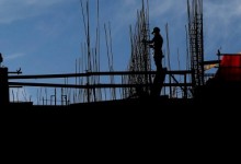 Solicitan a Joaquín Lavín que suspenda una construcción que no cumpliría con la normativa vigente