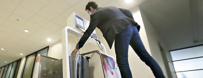 El “robot” que busca reemplazar los counters del aeropuerto