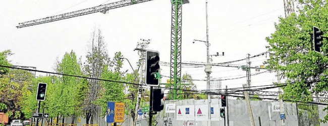 Constructora se enfrenta a vecinos por permisos para edificio