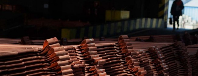 Las cuatro razones que llevaron al cobre a cerrar bajo los US$3