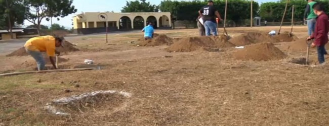 Inicia la construcción artesanal de la Plaza de Toros ‘La Petatera’ en Colima