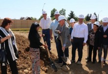 Con la puesta de la primera piedra iniciaron la construcción del Cesfam de Malalhue