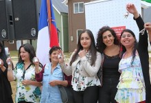 Inauguran moderno conjunto habitacional para familias que vivían junto a la vía férrea en Vilcún