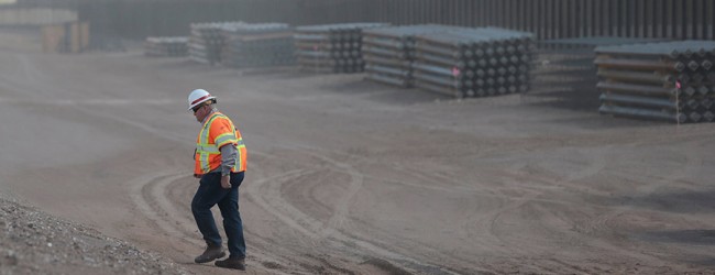 Juez de origen mexicano falla a favor de Trump sobre construcción de muro fronterizo