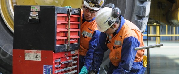 Programa especializa a jóvenes técnicos para trabajar en la  gran minería